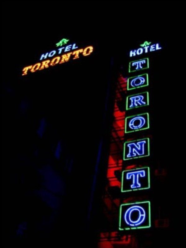 Hotel Toronto Nowe Delhi Zewnętrze zdjęcie